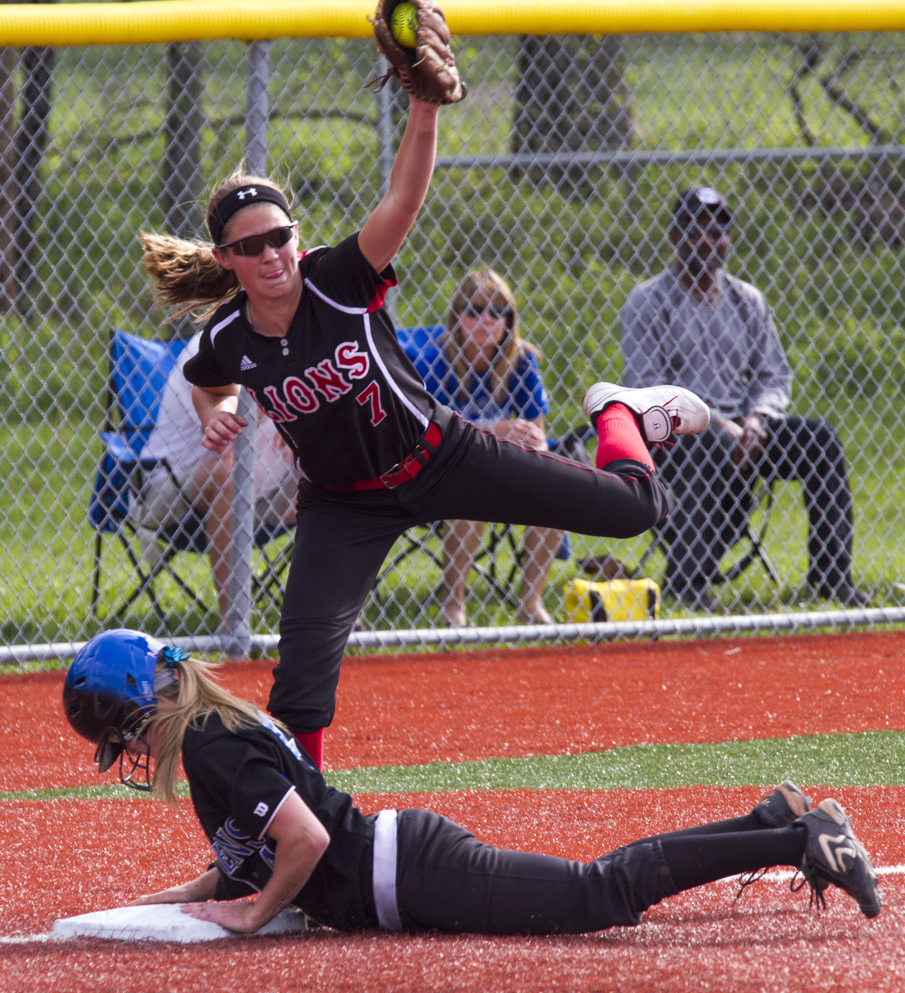 Photo gallery Lawrence High softball vs. Olathe Northwest (2013 State